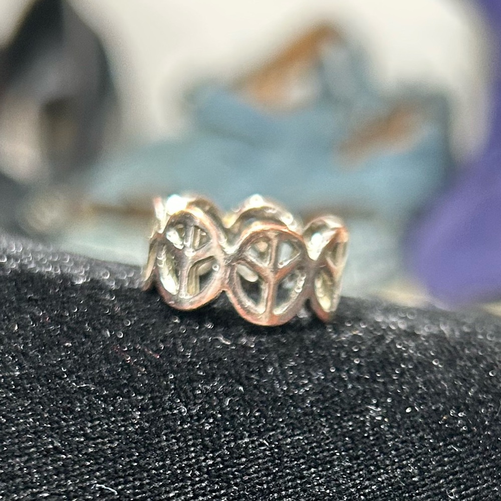3/$20 Peace ☮️ Silver Women's Ring